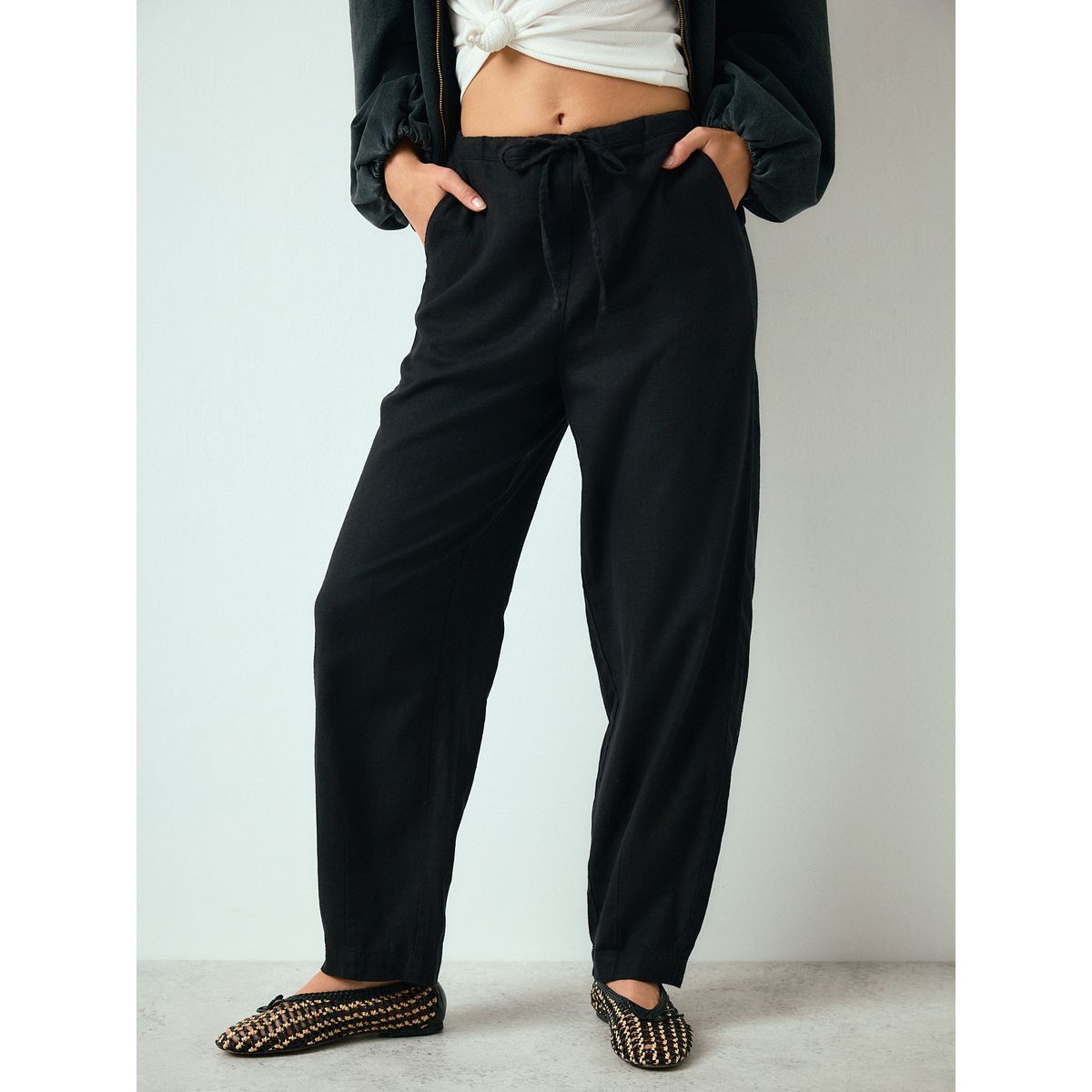 Pantalon ample en lin mélangé noir, NEXT