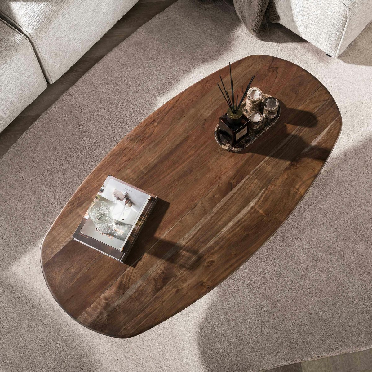 Table basse ovale bois d'acacia foncé design organique NAKO marron, PIER IMPORT