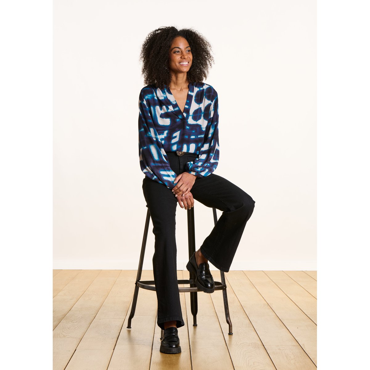 Top ample manches longues imprimé bleu/ecru, LA FEE MARABOUTEE
