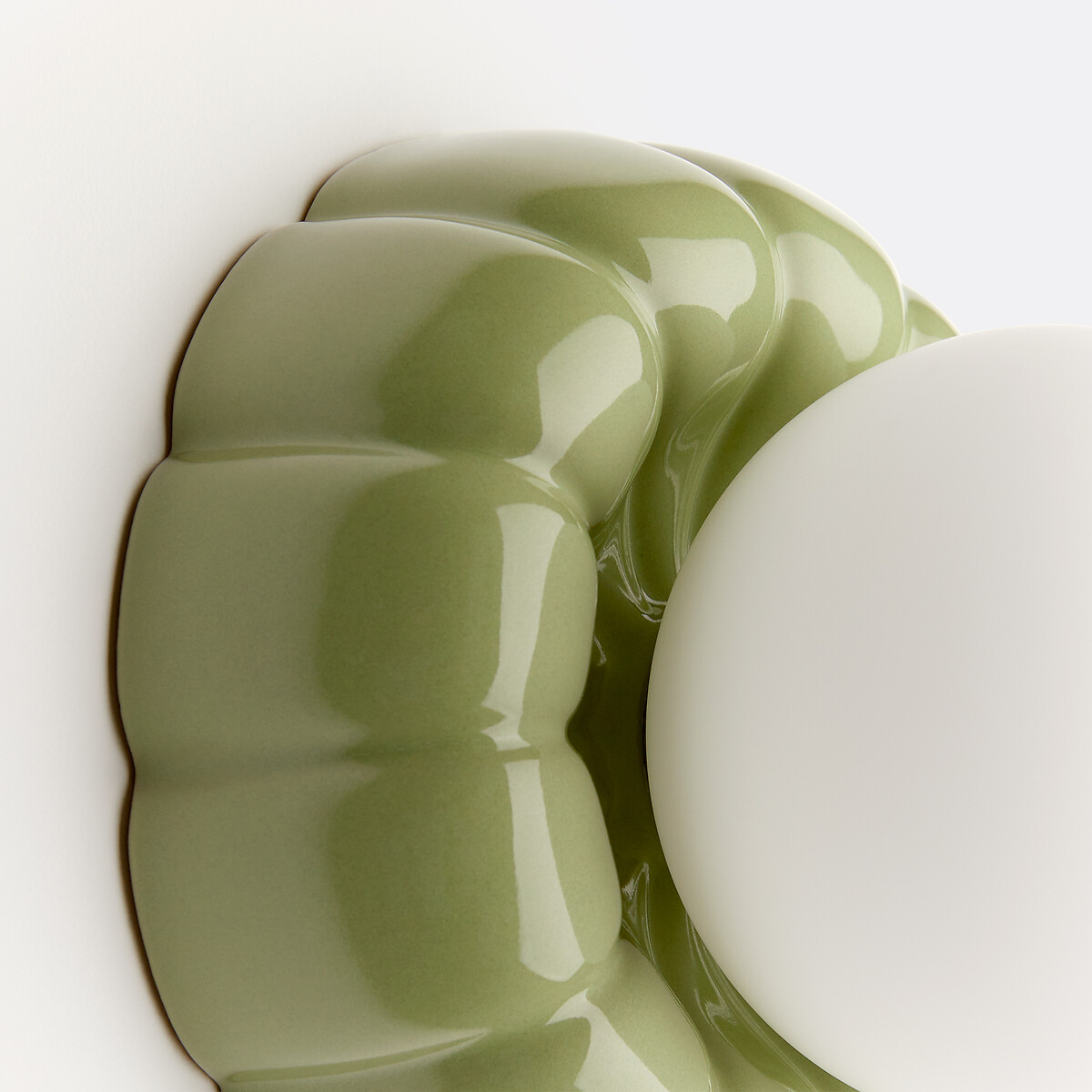 Candeeiro de parede ou de teto, canelado, em cerâmica e vidro opalino, HOLI verde-tília, LA REDOUTE INTERIEURS