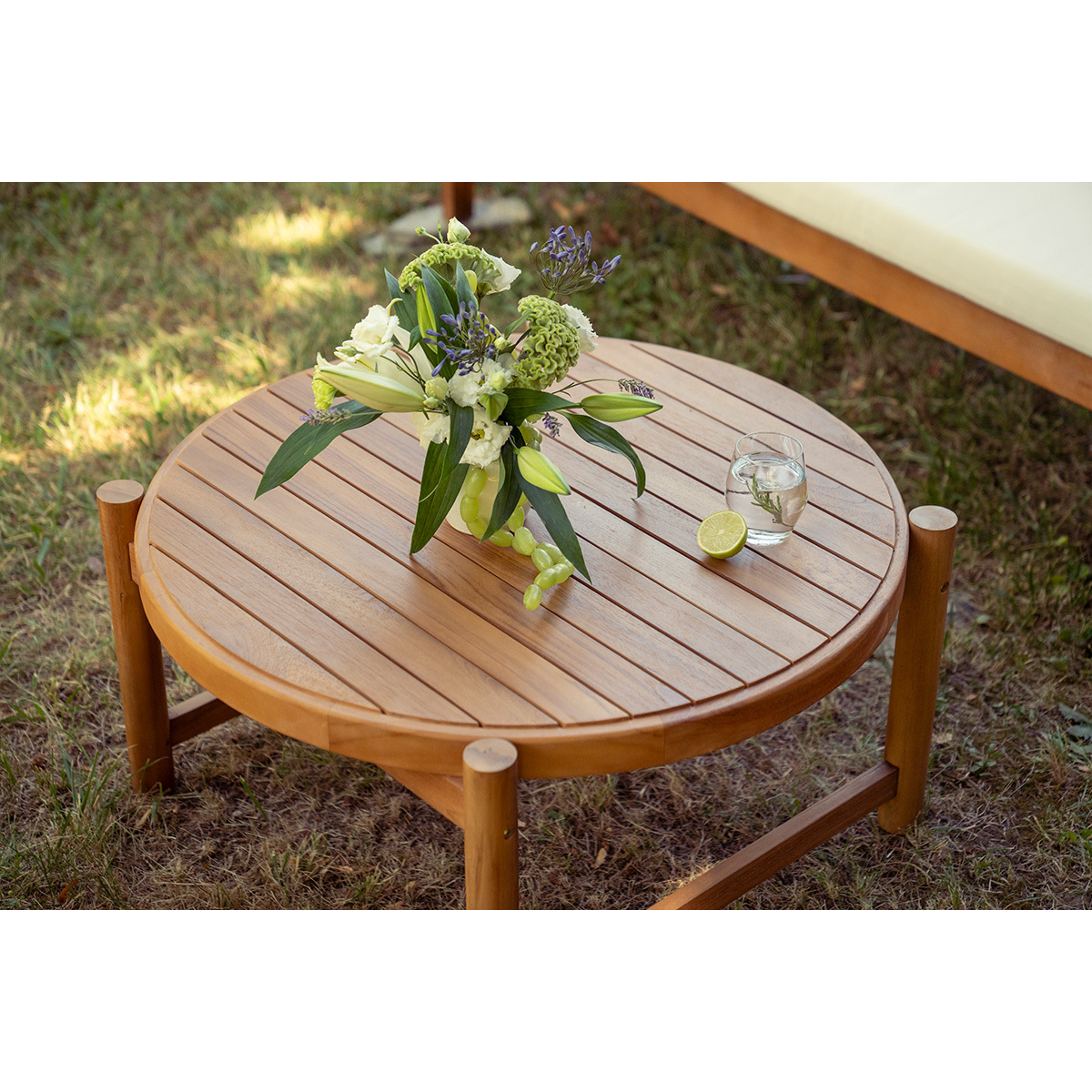 Table basse de jardin ronde en bois teck massif D80 cm MOANA couleur unique, MILIBOO