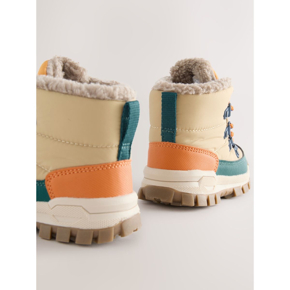 Bottines de randonnée matelassées à lacets naturel, NEXT