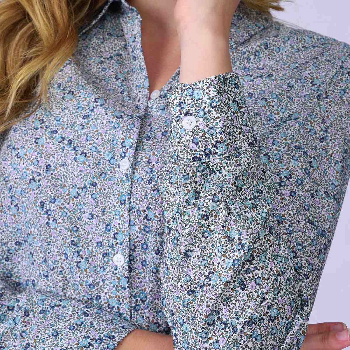 Chemise Emilia bleu glacier, MISE AU GREEN