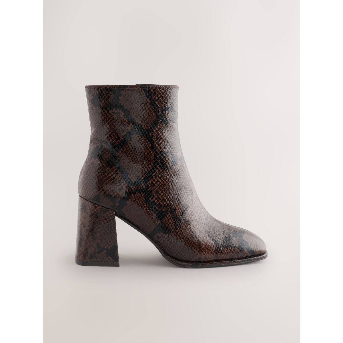 Bottines bout carré forever comfort® serpent brun chocolat, NEXT