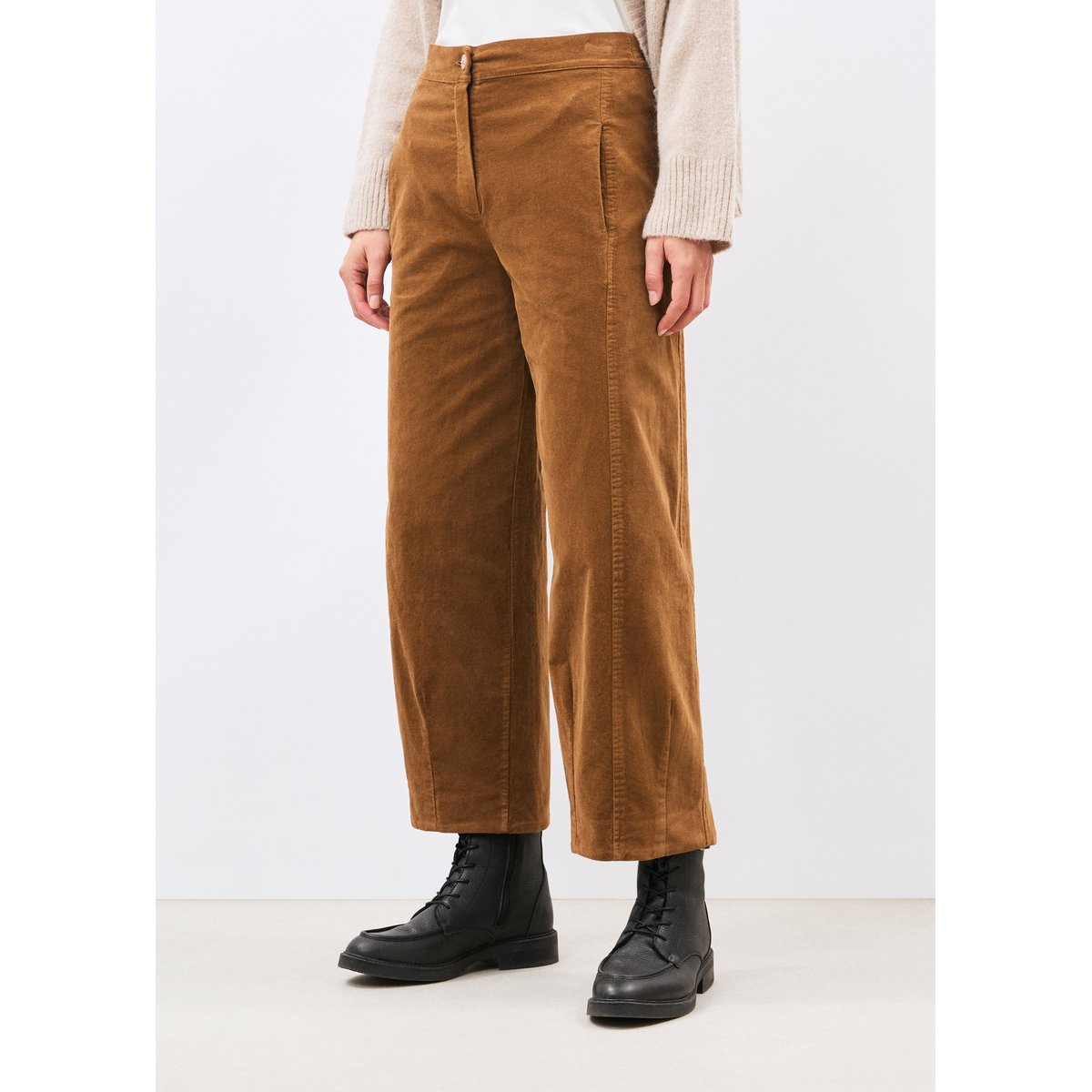 Pantalon barrel 7/8ème en velours marron, HUMILITY