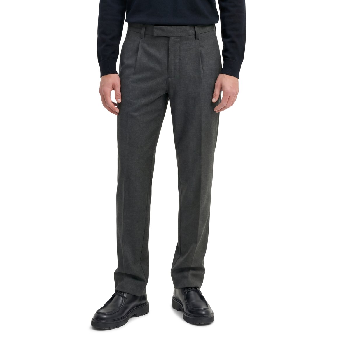 Chino modèle Belsbo à plis, coupe décontractée en mélange élastique de coton bio et de viscose noir, MARC O'POLO