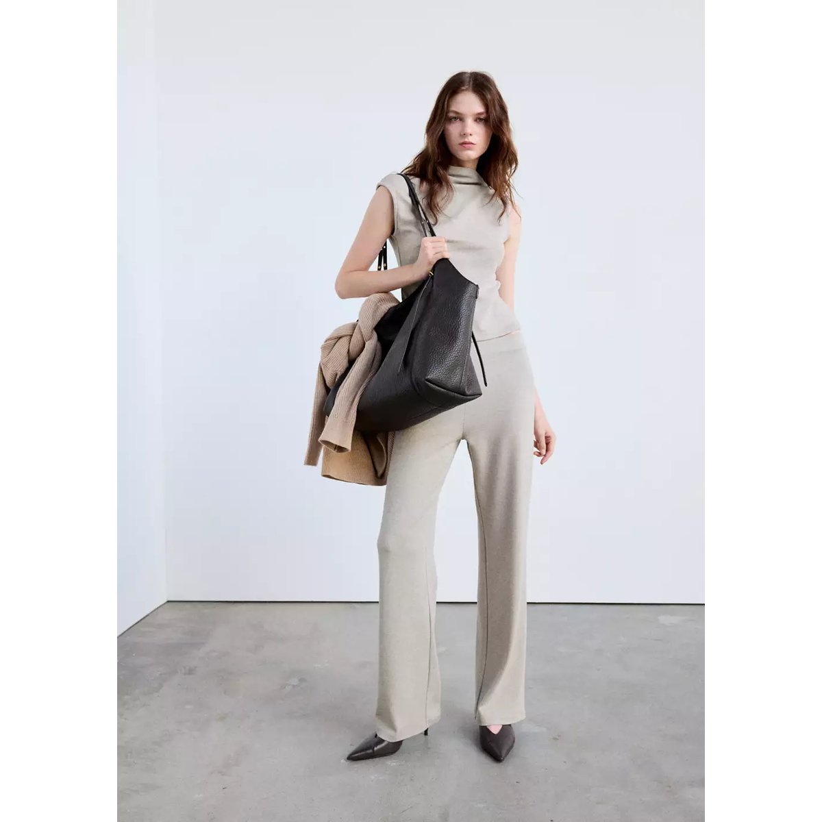Pantalon droit côtelé sable, MANGO