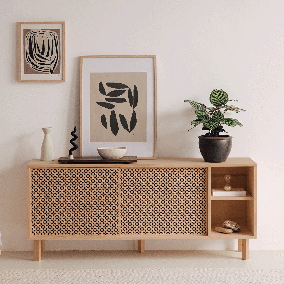 Buffet en pin massif verni couleur chêne MORAIG chêne, NAAN FURNITURE