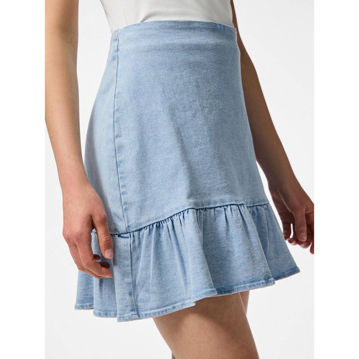 Mini-Jupe light blue denim, PIECES