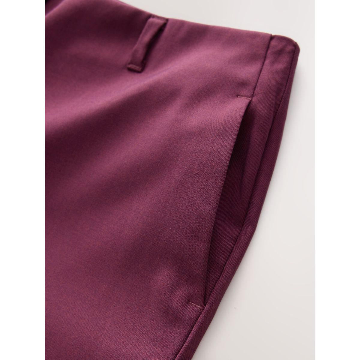 Pantalon slim et ajusté rouge bordeaux, NEXT