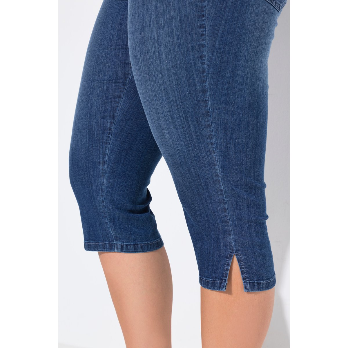 Corsaire en jean Sienna. Taille élastique bleu jean, ULLA POPKEN