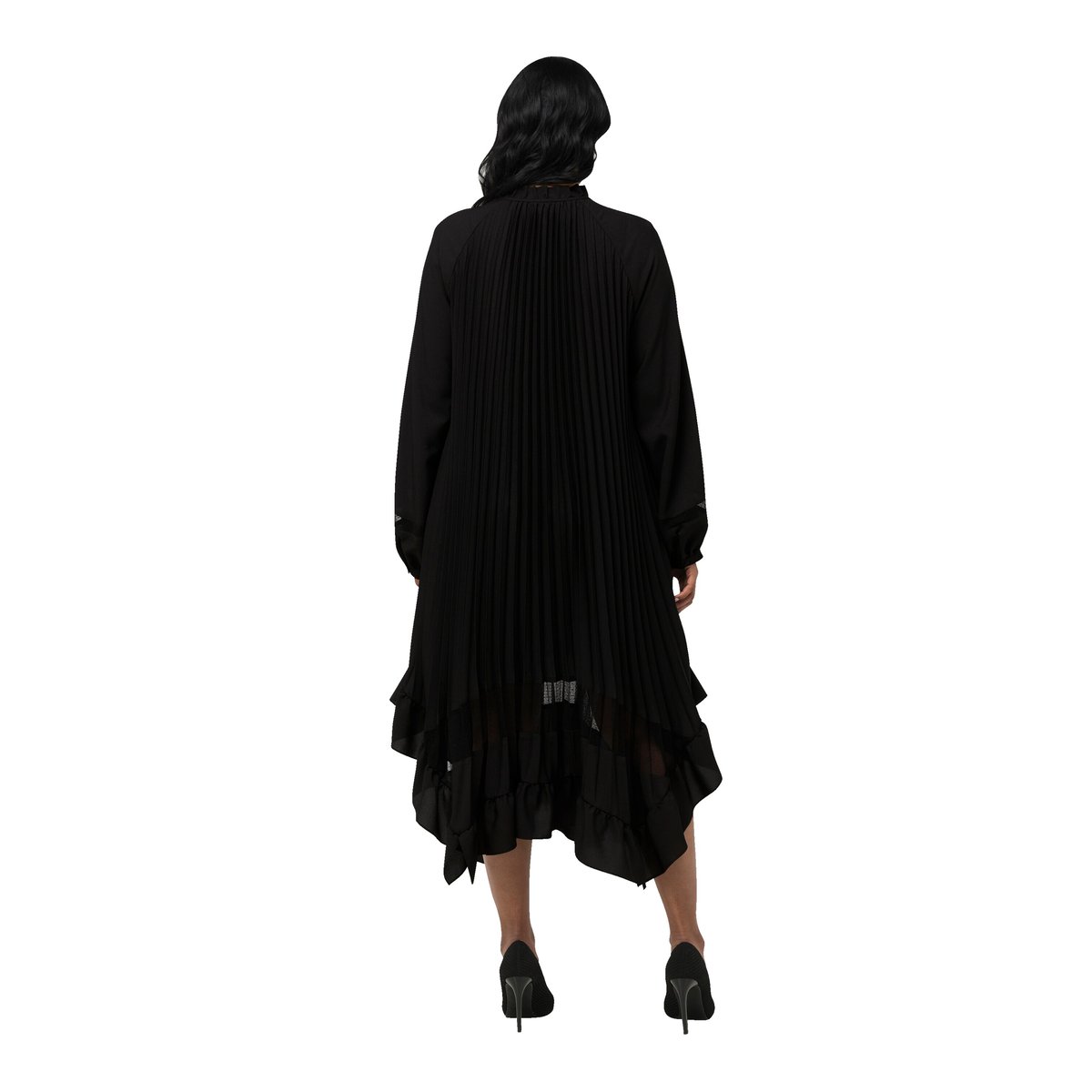 Robe plissée avec dentelle. Col agrémenté noir, ULLA POPKEN