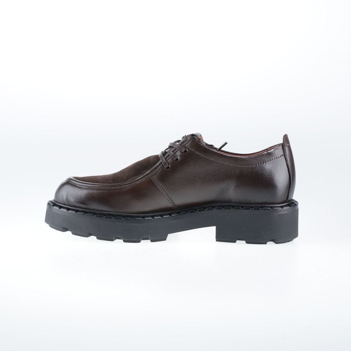 Derbies em pele castanho escuro, MJUS