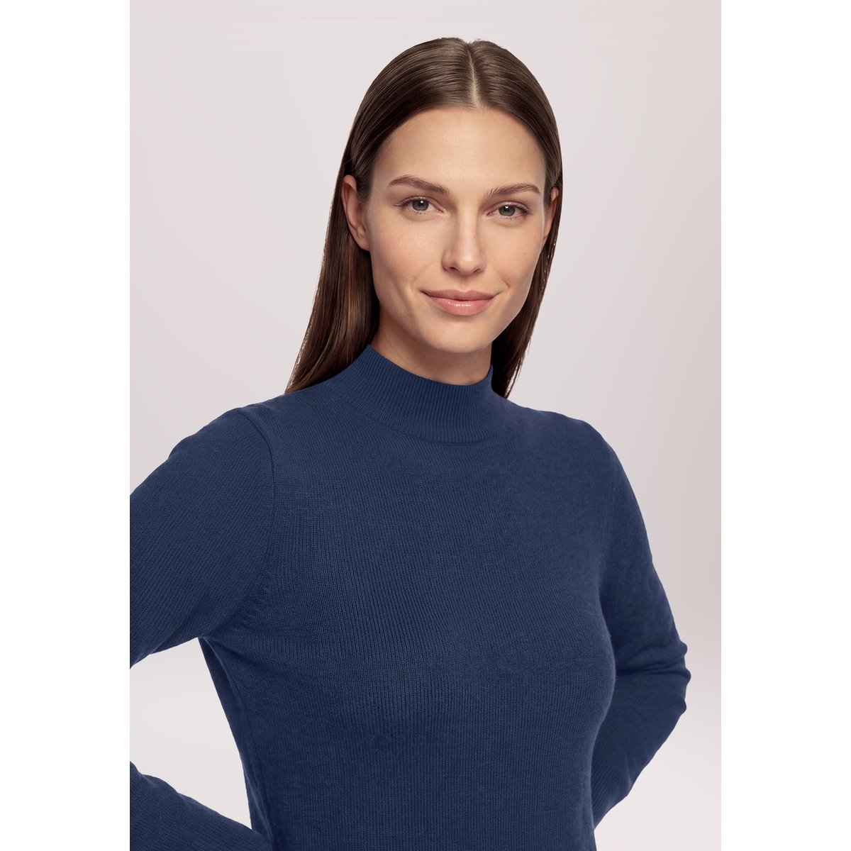 Pull en cachemire à col droit iris blue, BETTY BARCLAY