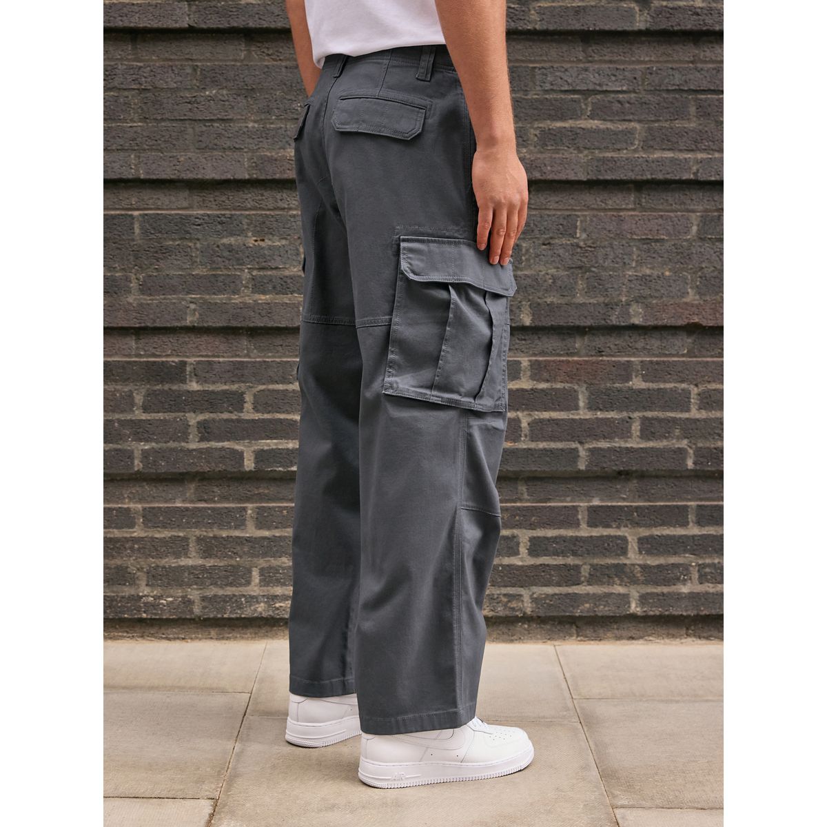 Pantalon cargo stretch en coton gris fusain, NEXT