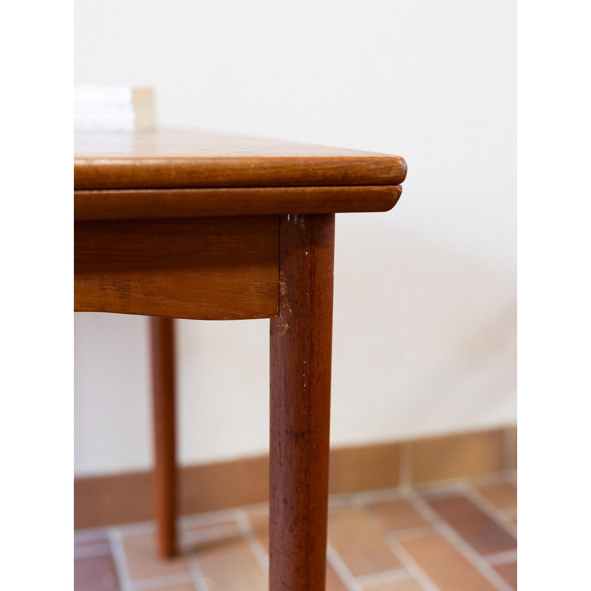 Table à manger à rallonge Karla N°1234 - Bon état bois foncé, DEBONGOUT