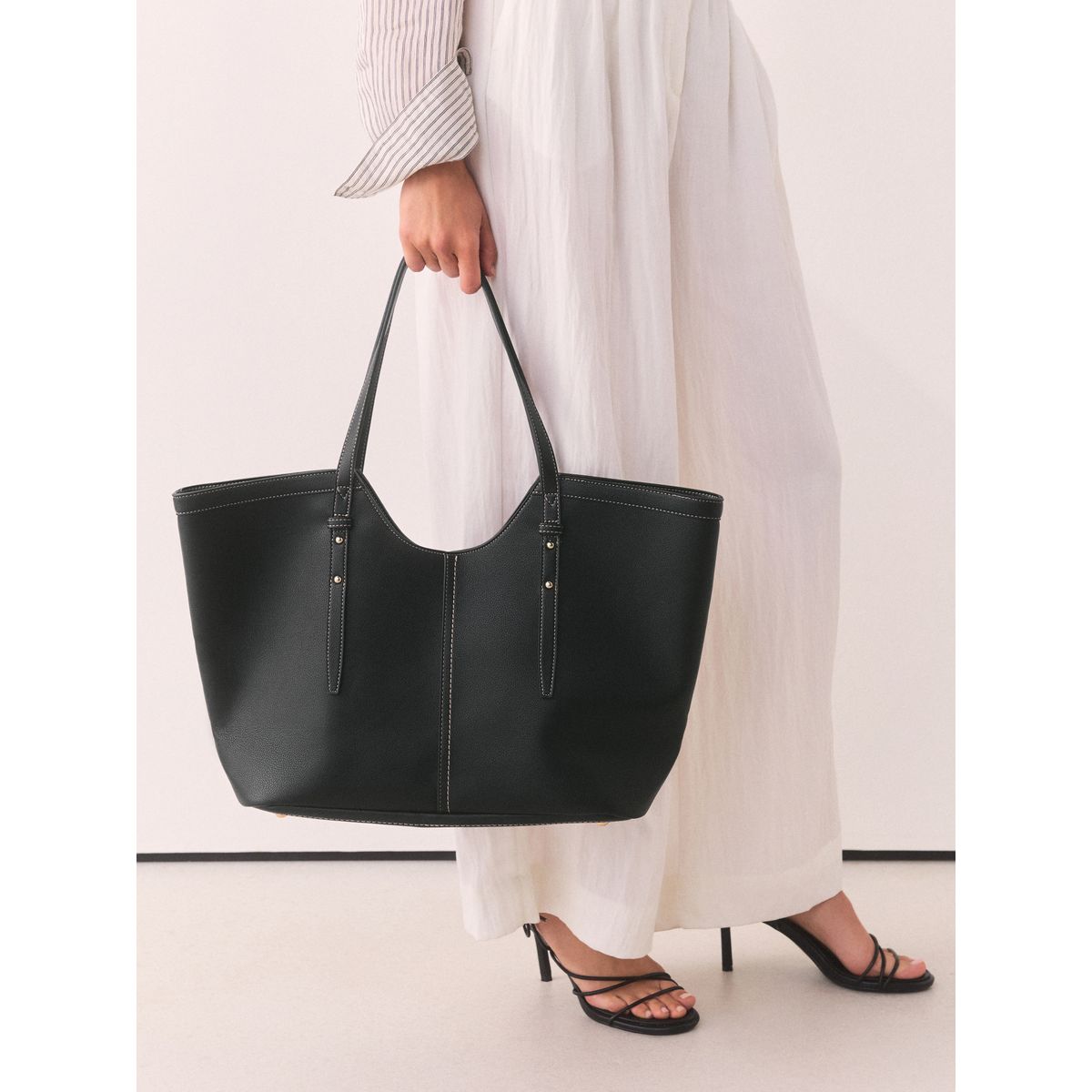 Sac cabas à bandoulière noir, NEXT