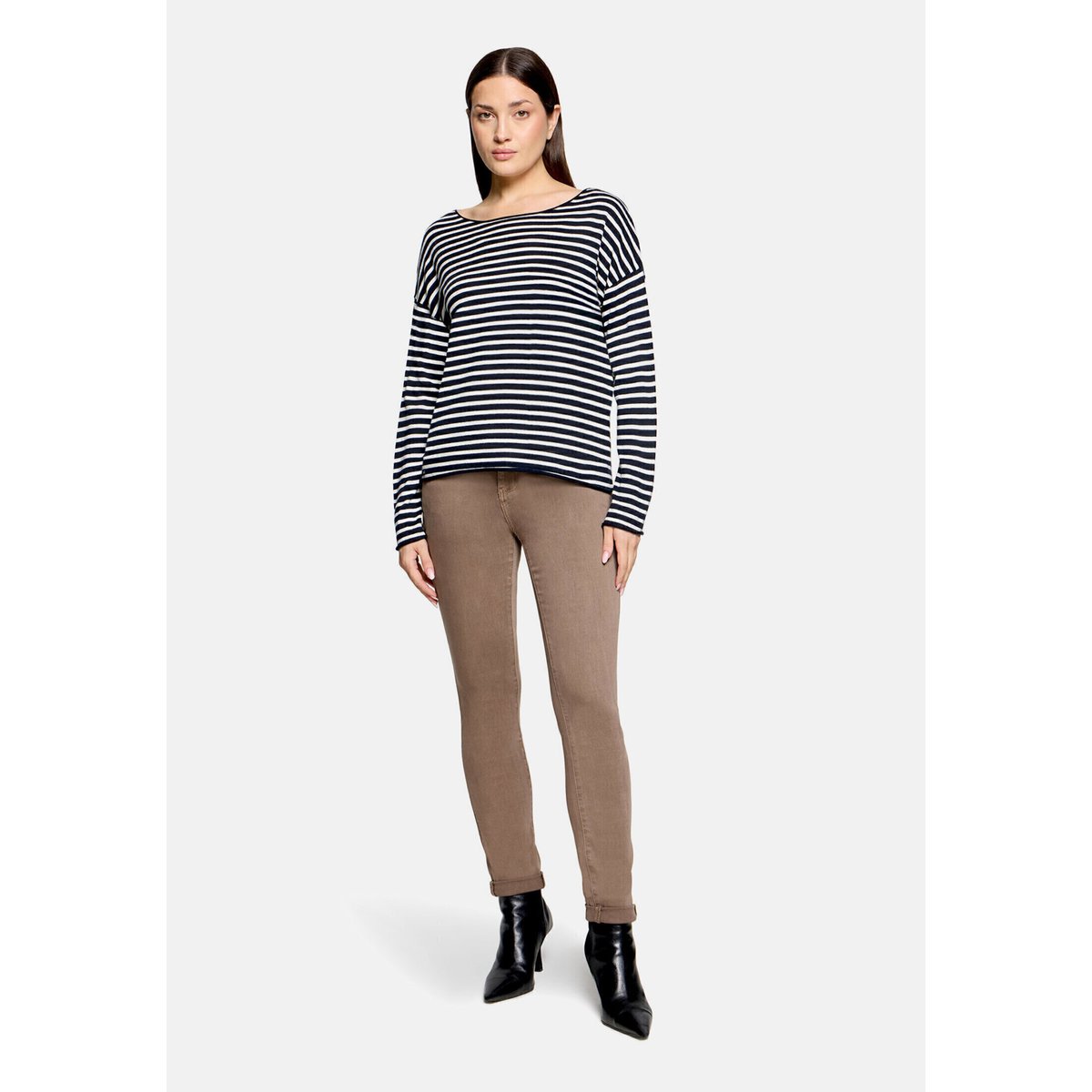 Pull-over en maille à encolure bateau patch dark blue/cream, BETTY BARCLAY