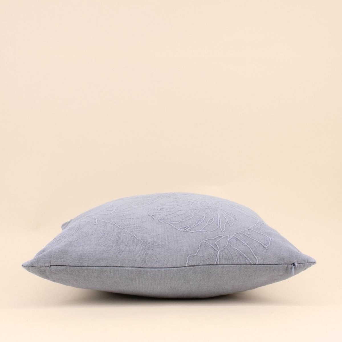 Coussin brodé feuillage avec lin 40x40cm gris, ORNAMI