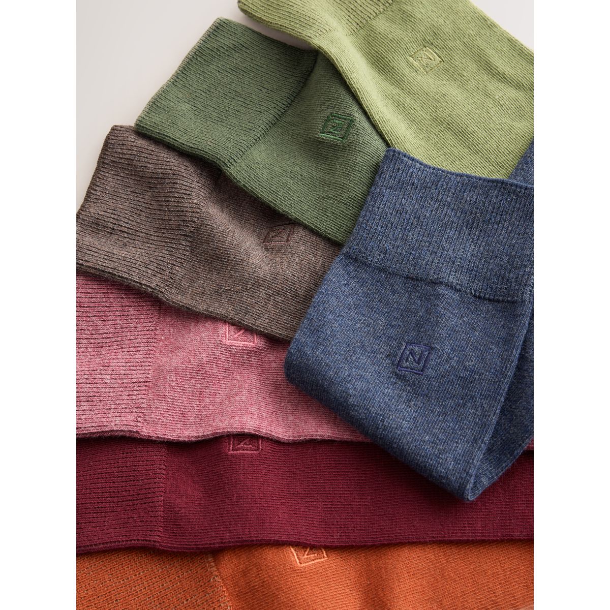 Chaussettes fraîcheur brodées rose/vert/bleu, NEXT