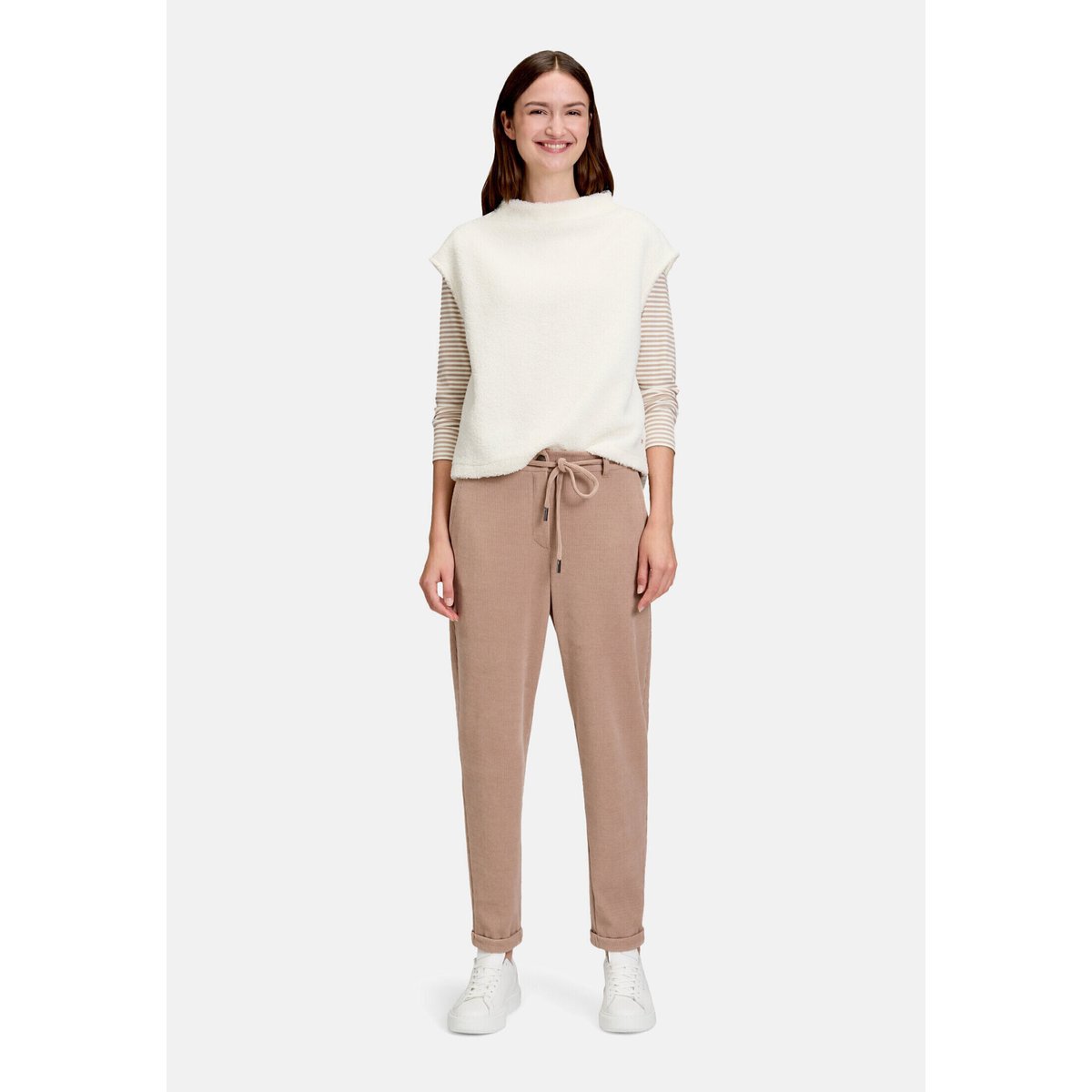 Pantalon casual avec structure powder pearl, BETTY & CO