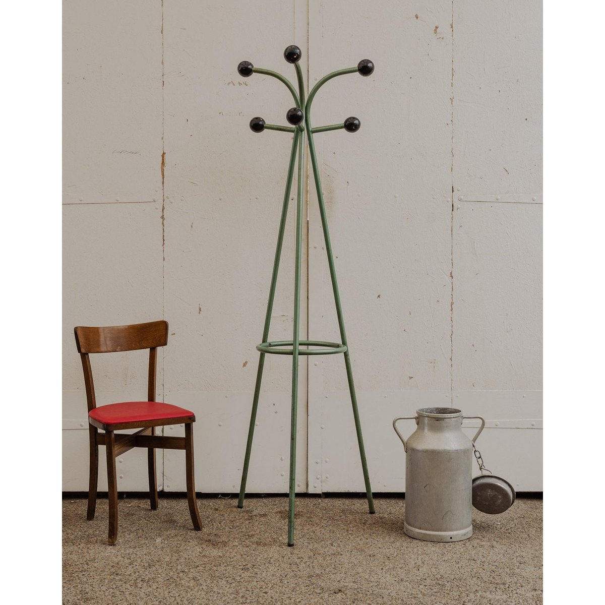 Porte-manteau en métal noir et vert Max N°350 - Bon état vert, DEBONGOUT