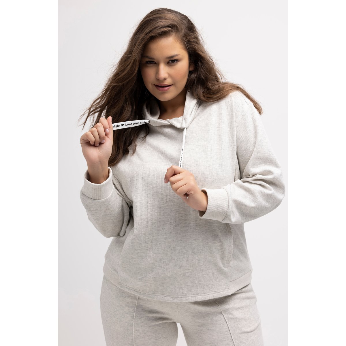 Sweat-shirt à capuche, chevrons, oversize gris clair chiné, ULLA POPKEN