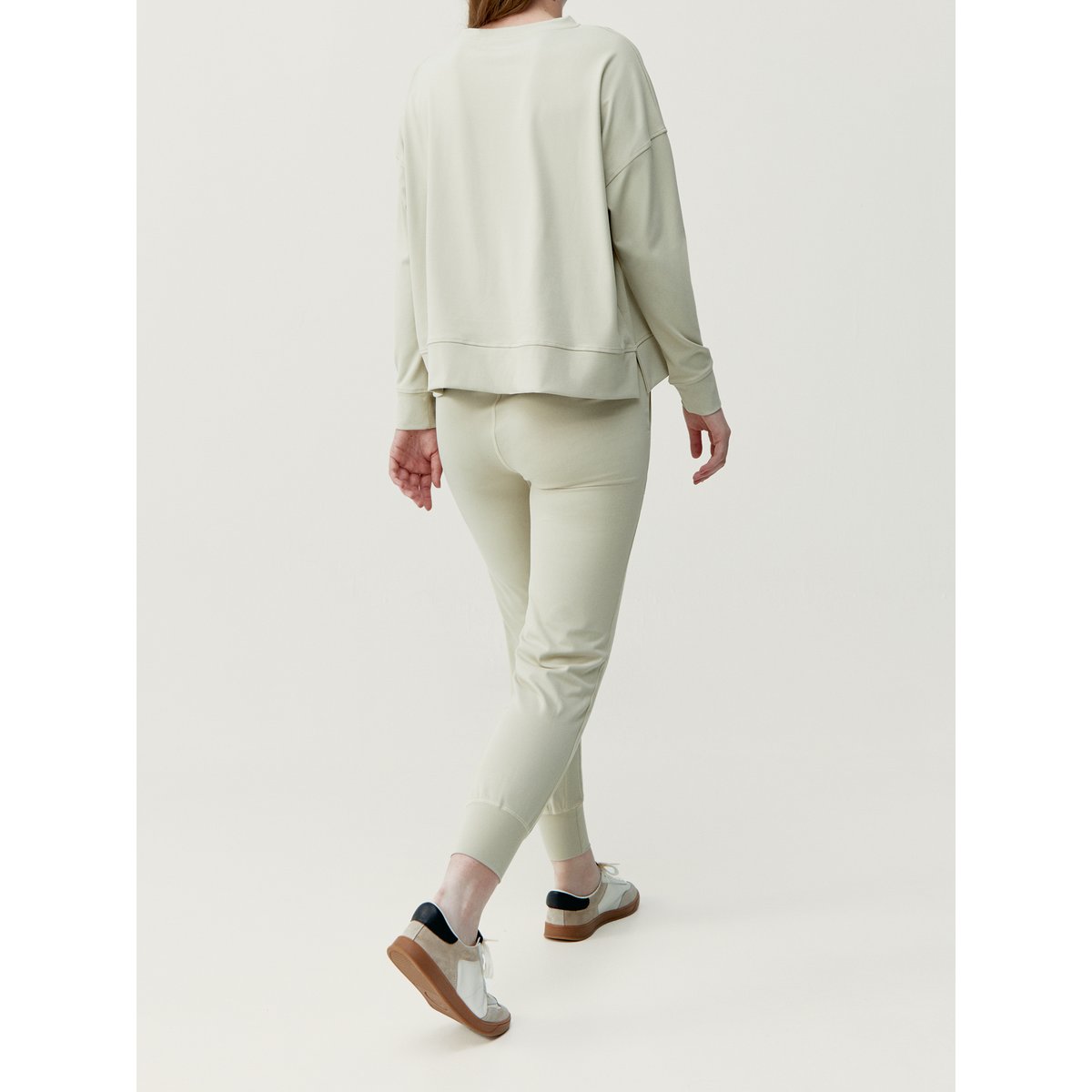 Sweat de sport sans capuche Performance DABA brun, BORN