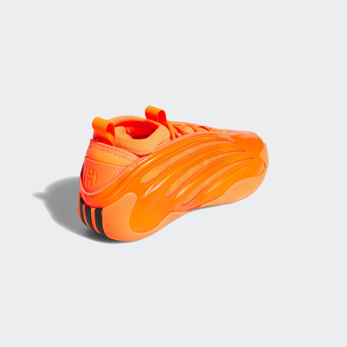 Chaussure Harden Volume 9 Chaussure Harden Volume 9 solar orange / core black / collegiate purple, adidas Performance