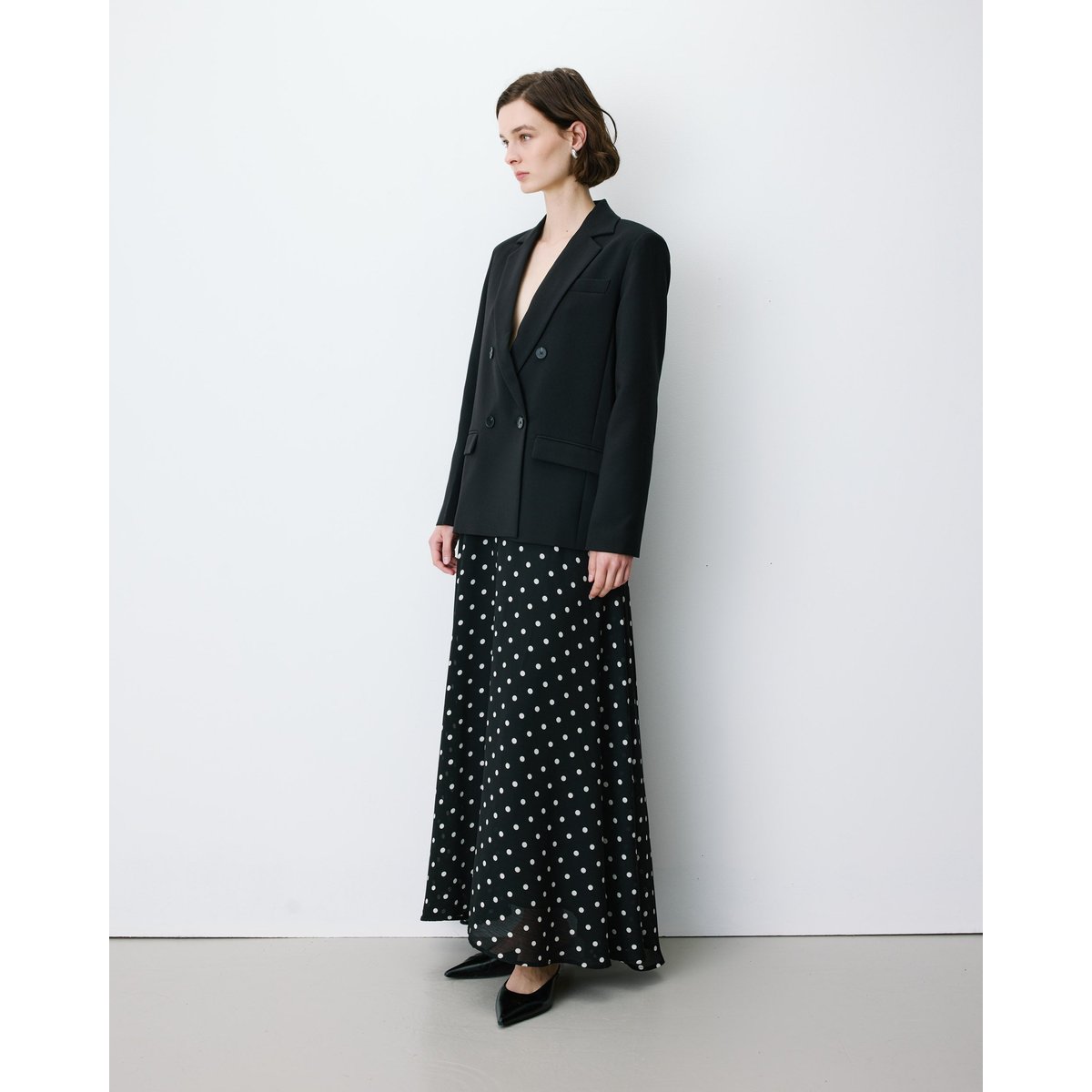 Blazer droit à boutonnage croisé blush Noix noir, GRACE AND MILA