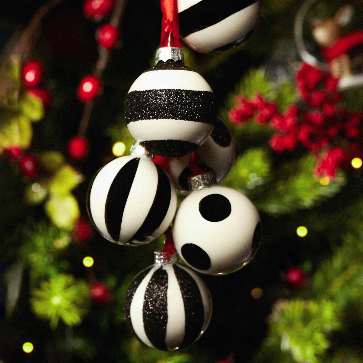 Set de 6 boules de noël décoratives à motifs en verre D6 NOËL noir et blanc, SIA DECO
