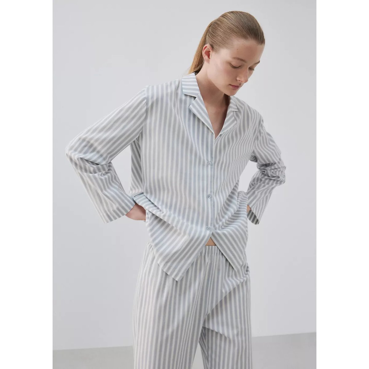 Pantalon coton à rayures bleu, MANGO