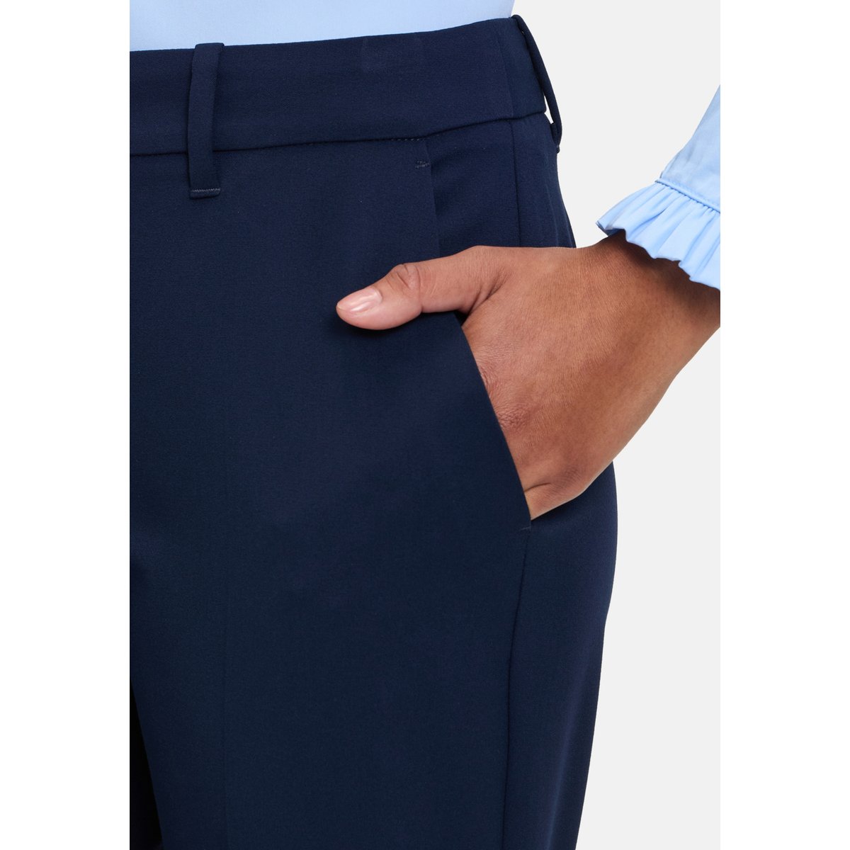 Pantalon de tailleur à poches navy blue, BETTY & CO