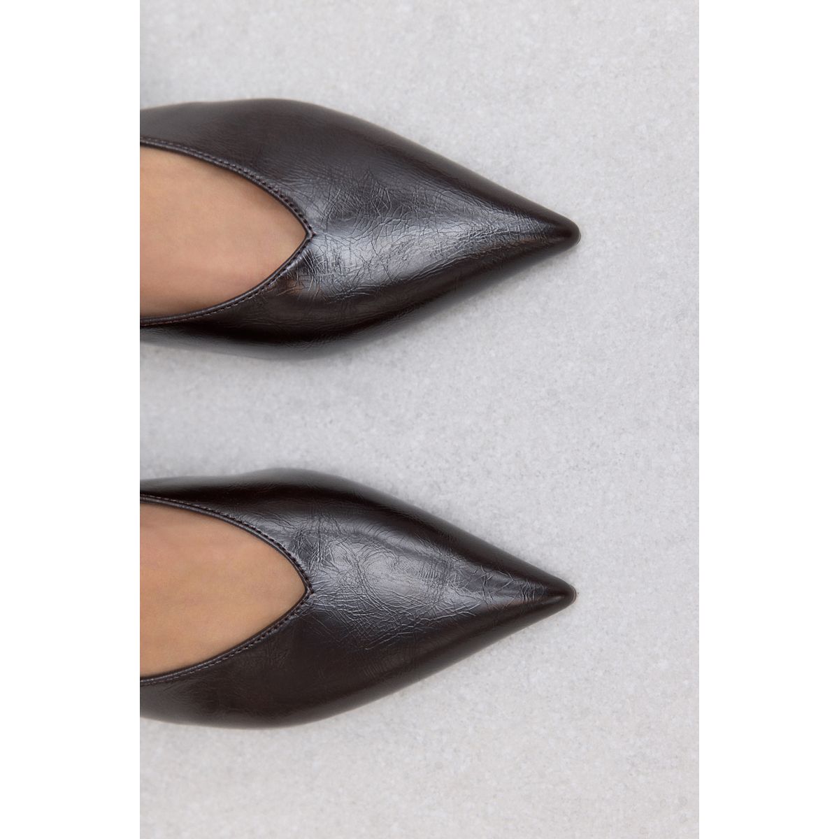 Chaussures à petit talon forever comfort® marron chocolat, NEXT