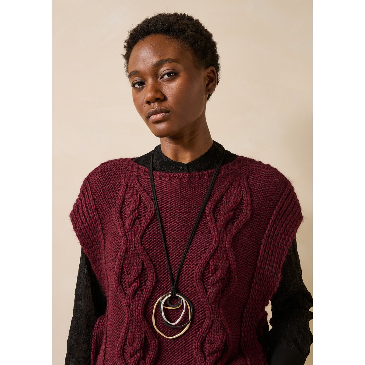 Collier sautoir doré avec chaîne en tissu light gold, LA FEE MARABOUTEE
