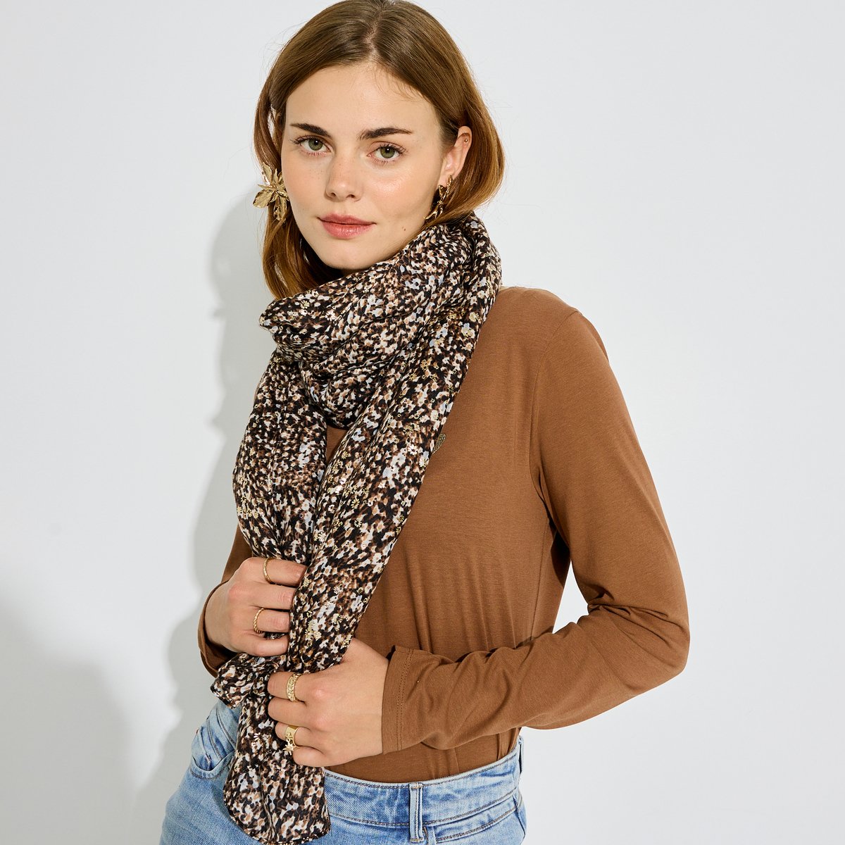 Étole motif animal et fleurs noir, GRAIN DE MALICE