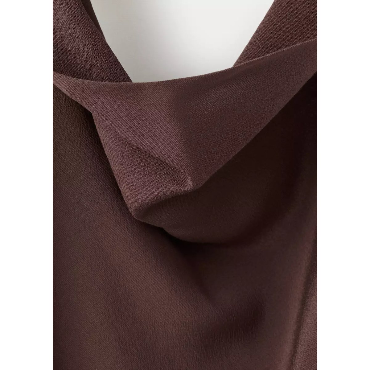 Top crop halter drapé marron, MANGO