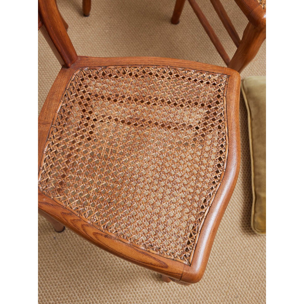 Lot de 4 chaises en cannage Claude N°1470 - Bon état bois clair, DEBONGOUT