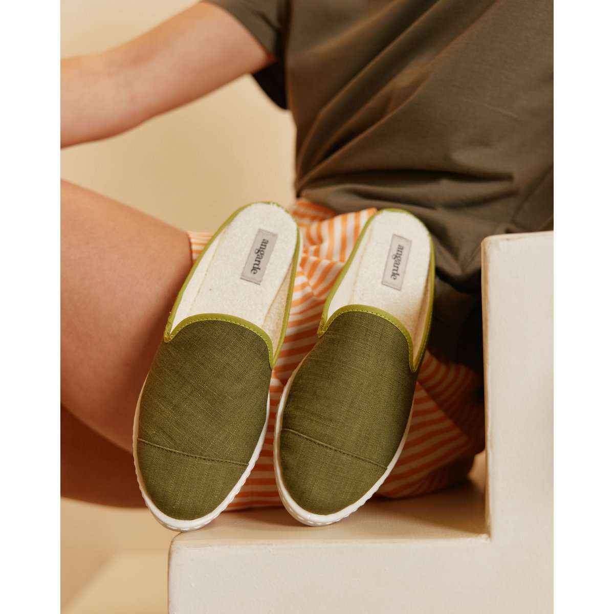 Mules d'été en lin vert kaki pistache, ANGARDE
