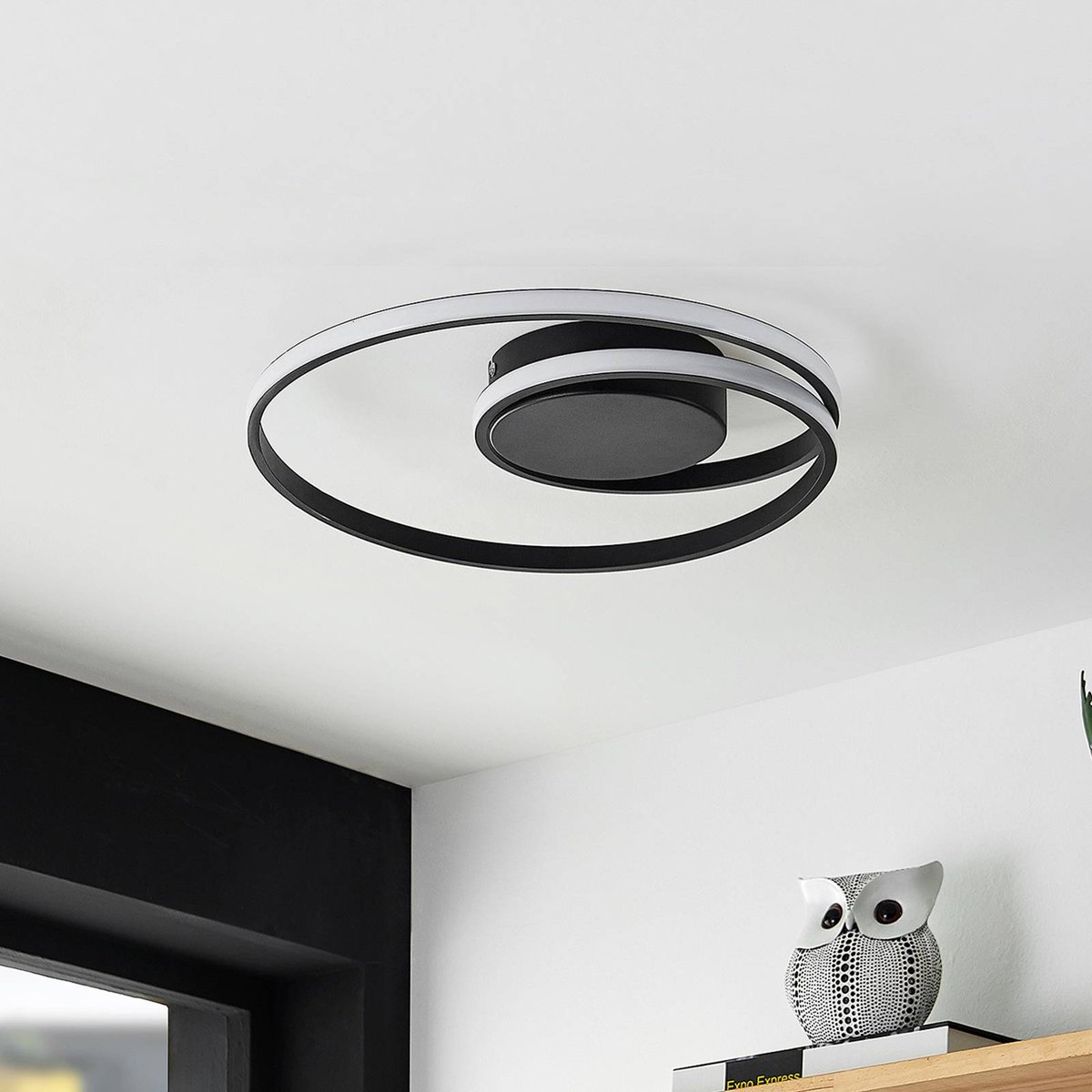 Plafonnier en métal moderneLED, Youna noir, LINDBY