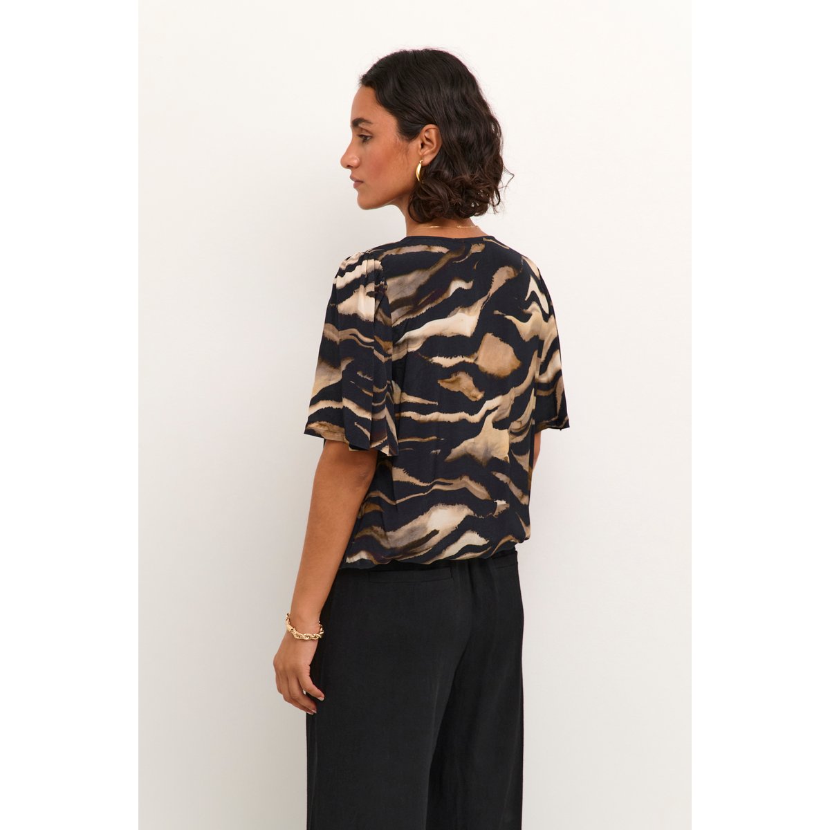 Blouse with short sleeve noir/marron animalier tiger, KAFFE