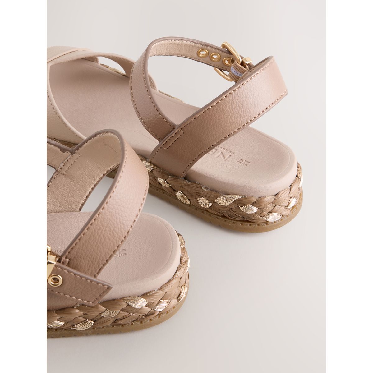 Sandales à brides croisées forever comfort® rose poudré métallisé, NEXT