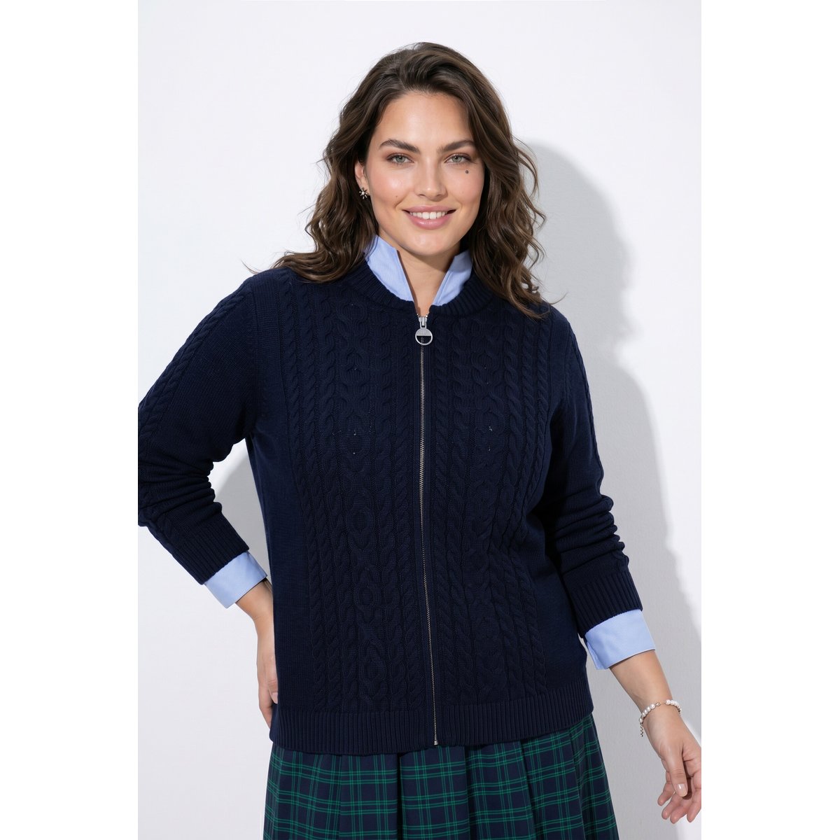 Cardigan motif torsadé, col montant marine, ULLA POPKEN