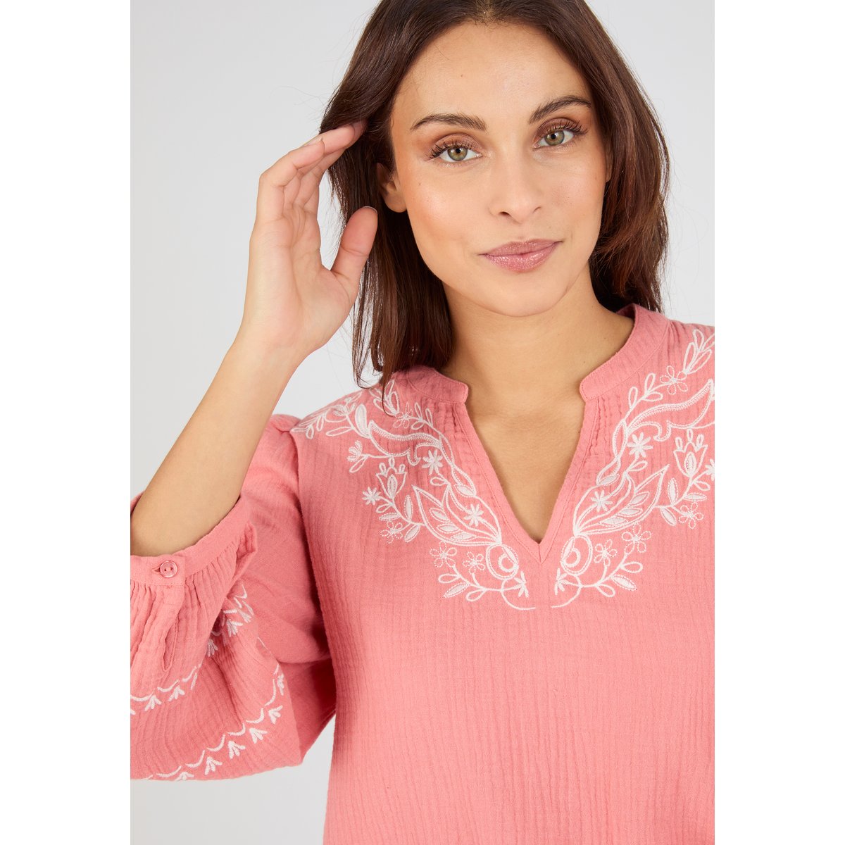 Blouse brodée en gaze de coton rose pêche, DAMART