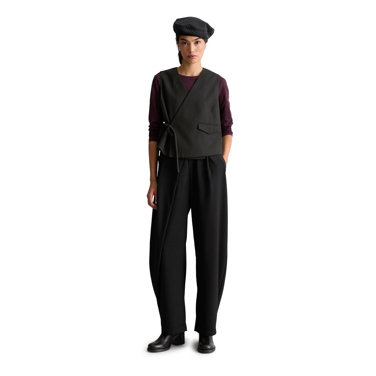 Gilet crossover décontracté en polyester recyclé, viscose et élasthanne noir, MARC O’POLO DENIM