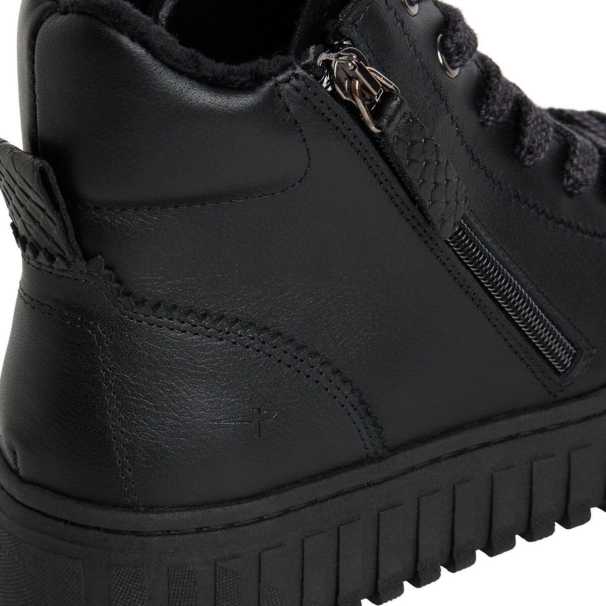 Baskets montantes en cuir noir, TAMARIS