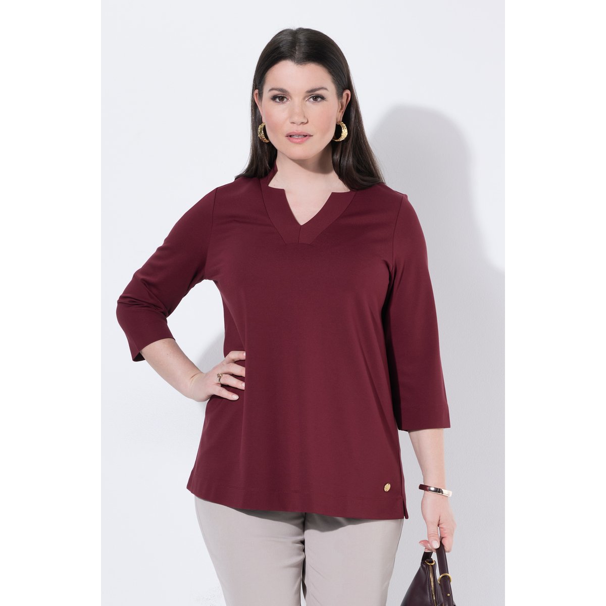 T-shirt col en V avec découpes rouge vin, ULLA POPKEN