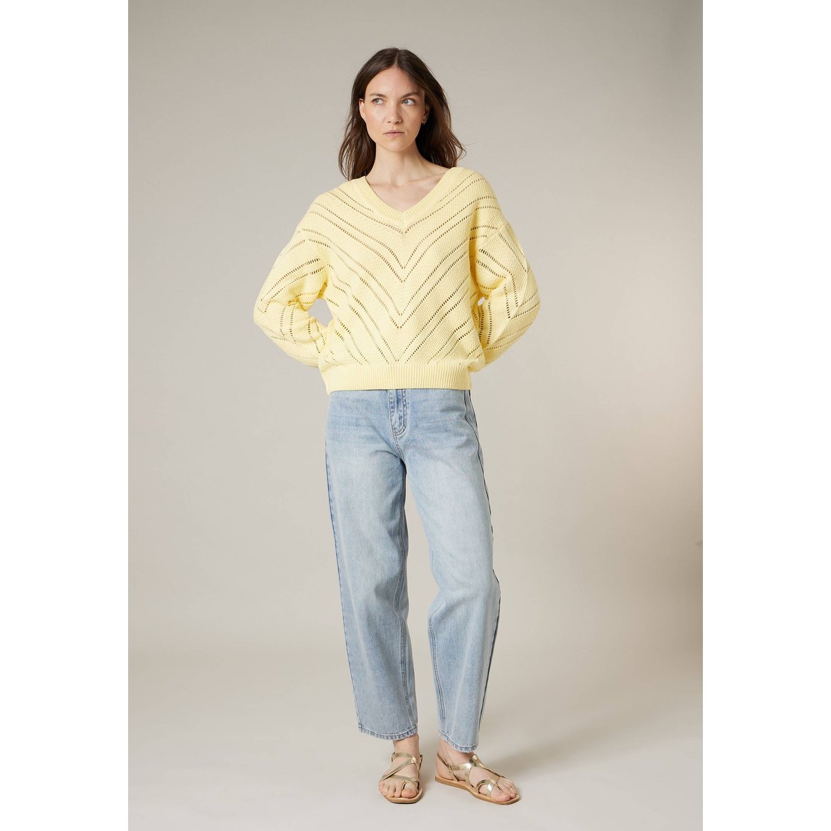 Pull femme en maille crochet SIMAKO light yellow, DEELUXE