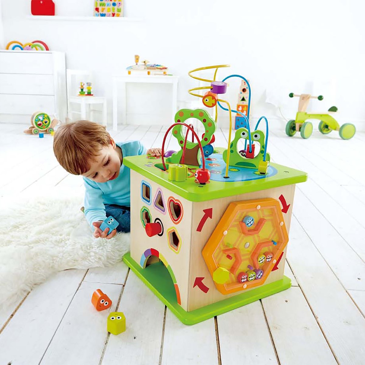 Cube d'activités E1810 multicolore, HAPE