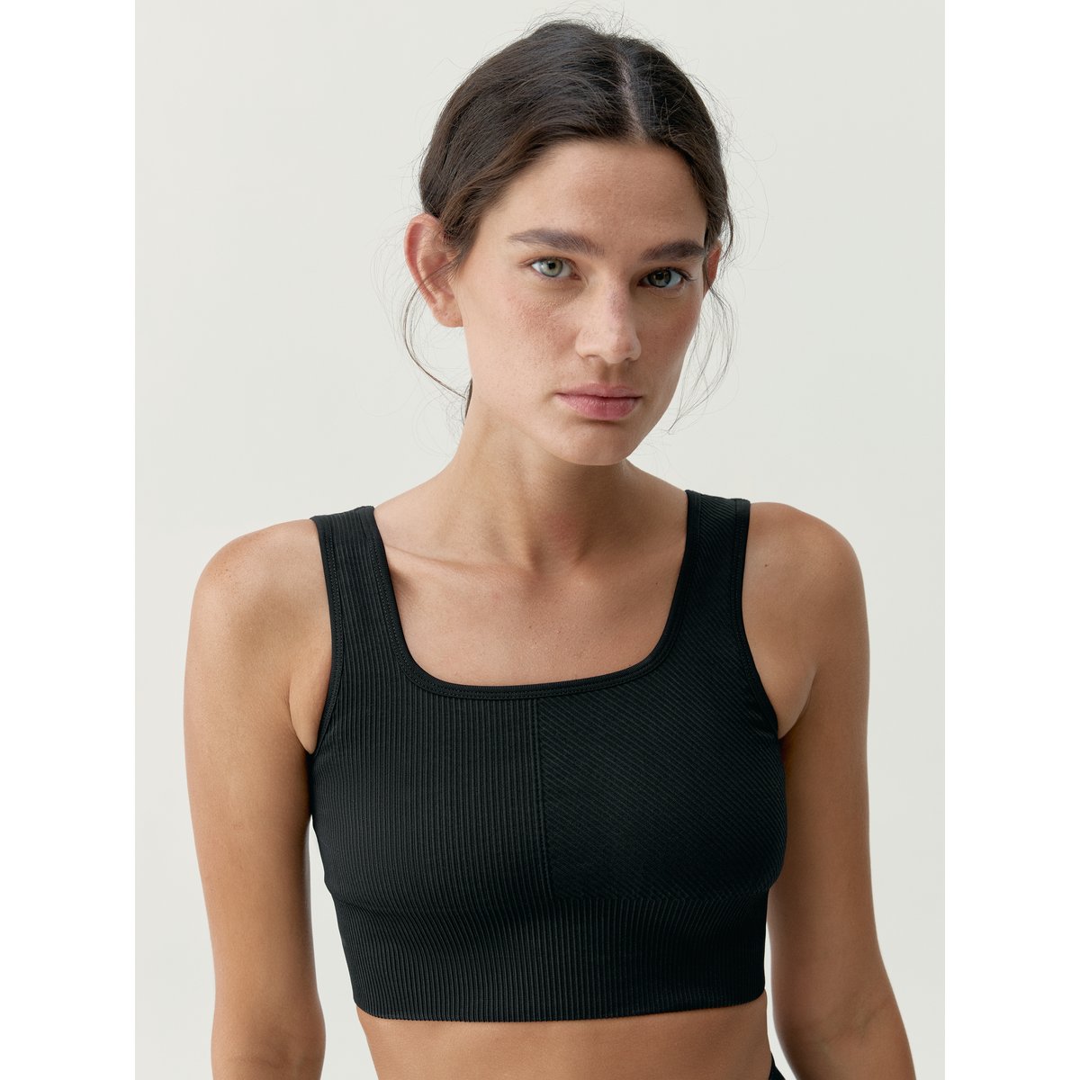 Brassière de sport femme Idara maintien élevé bretelles coussinets amovibles noir profond, BORN